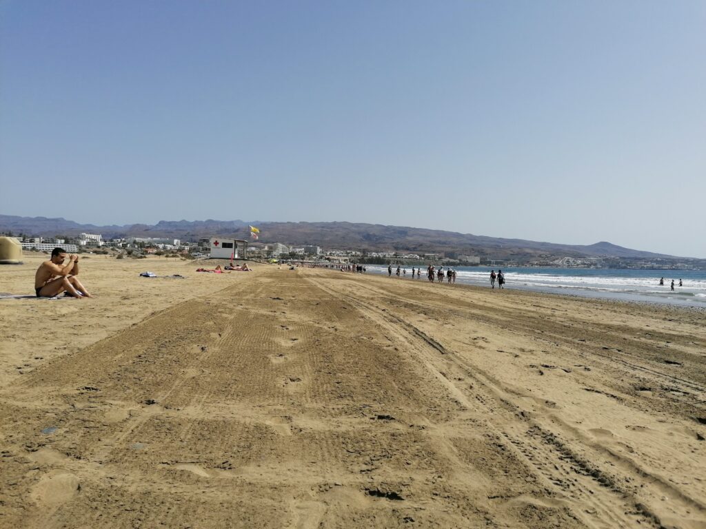 Dlouhé píšečná Playa del Inglés, Maspalomas. 