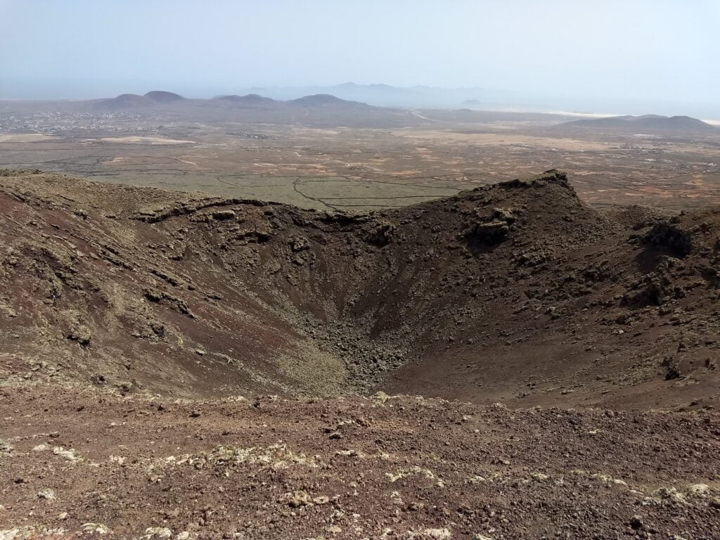 Kráter Volcán de la Arena.