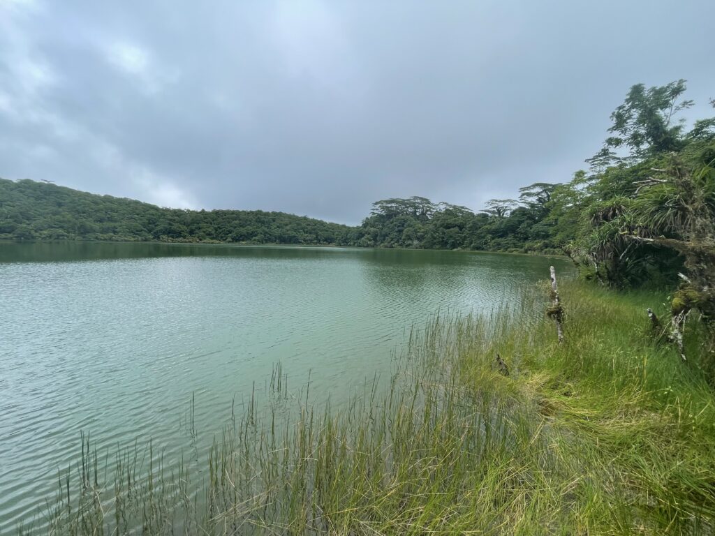 Jezero Lanoto'o, Samoa.